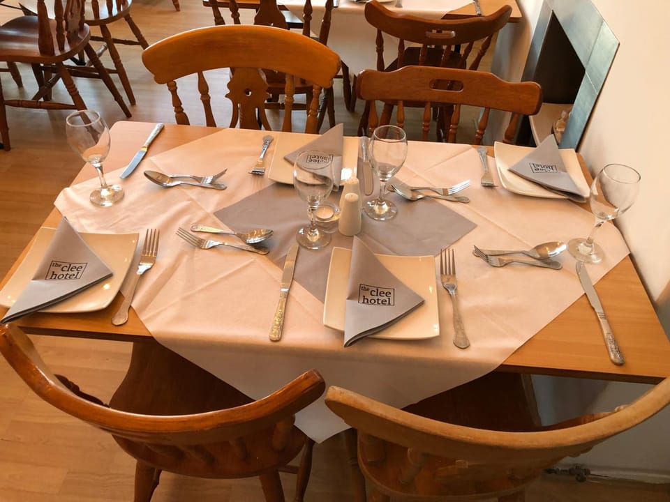 The Clee Hotel - Cleethorpes, Grimsby, Lincolnshire Hotel in Cleethorpes