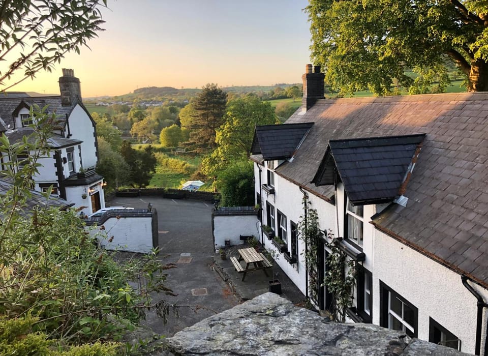 Bron-Y-Graig Hotel in Wales