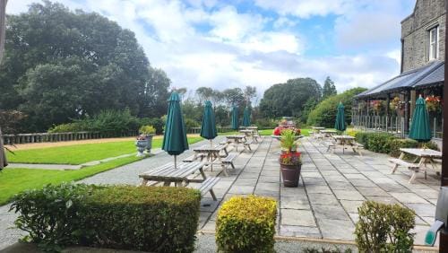 Bron Eifion Hotel Hotel in Wales