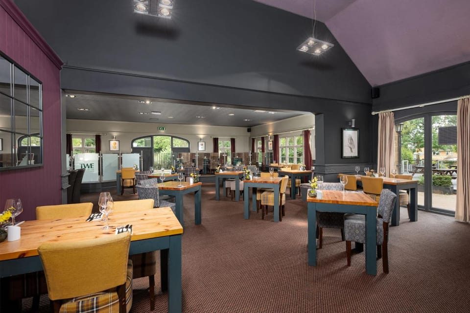 The World's End - Northampton Hotel in Daventry District