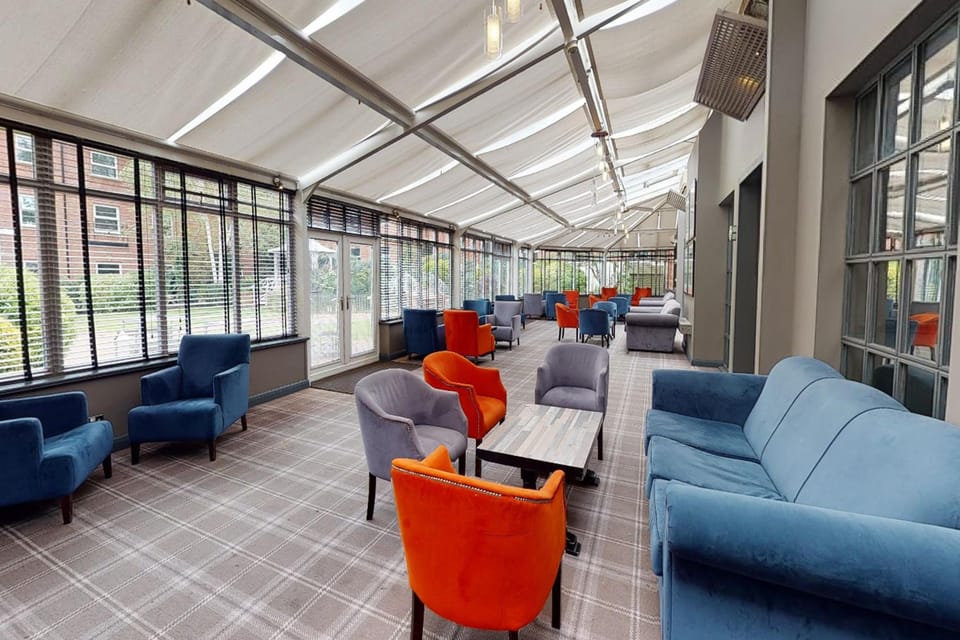Bar/lounge