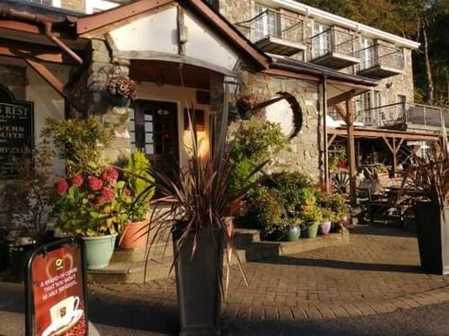 Three Rivers Hotel Hotel in Ferryside