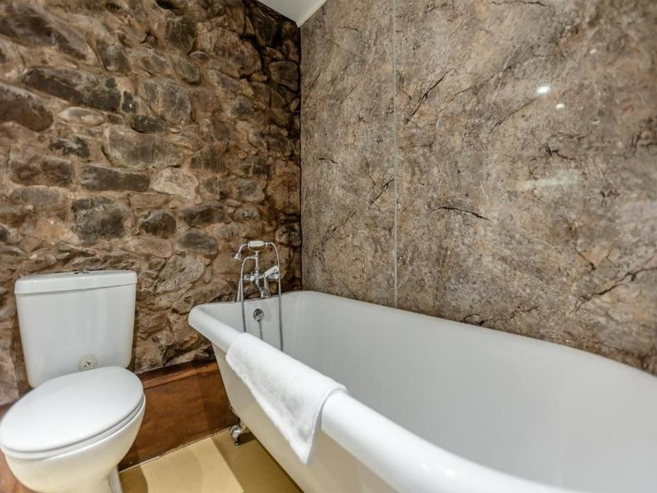 The Tormaukin Inn in Scotland