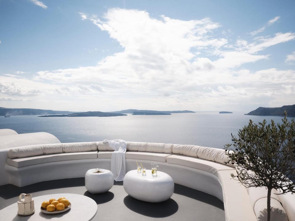 Canaves Sunday Hotel in Oia