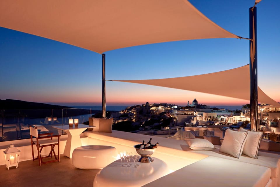 Canaves Sunday Hotel in Oia