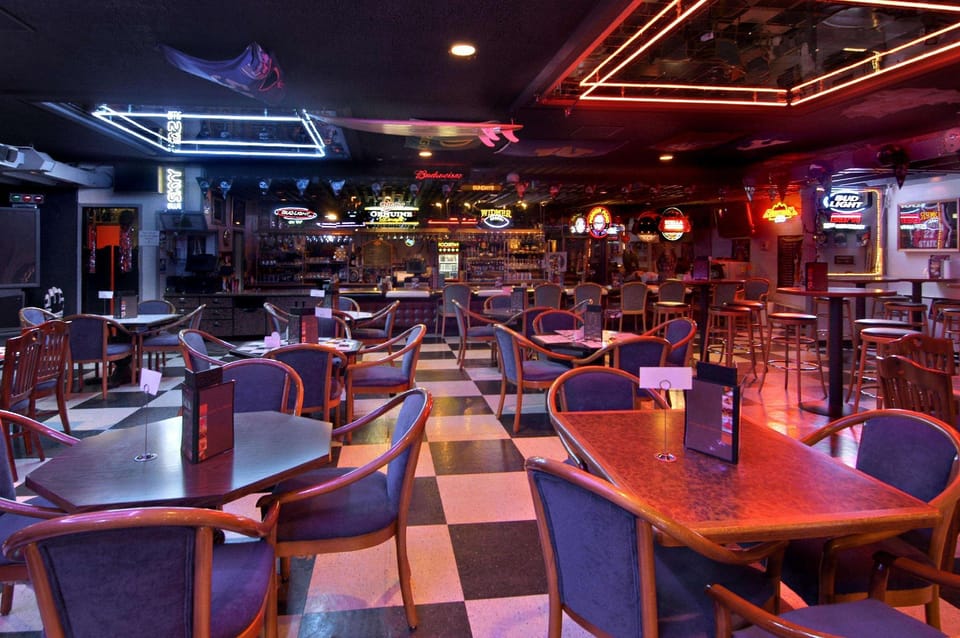 Bar