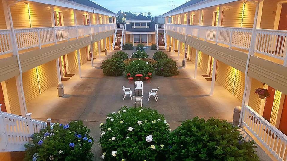GuestHouse Inn Enumclaw Hotel in King County