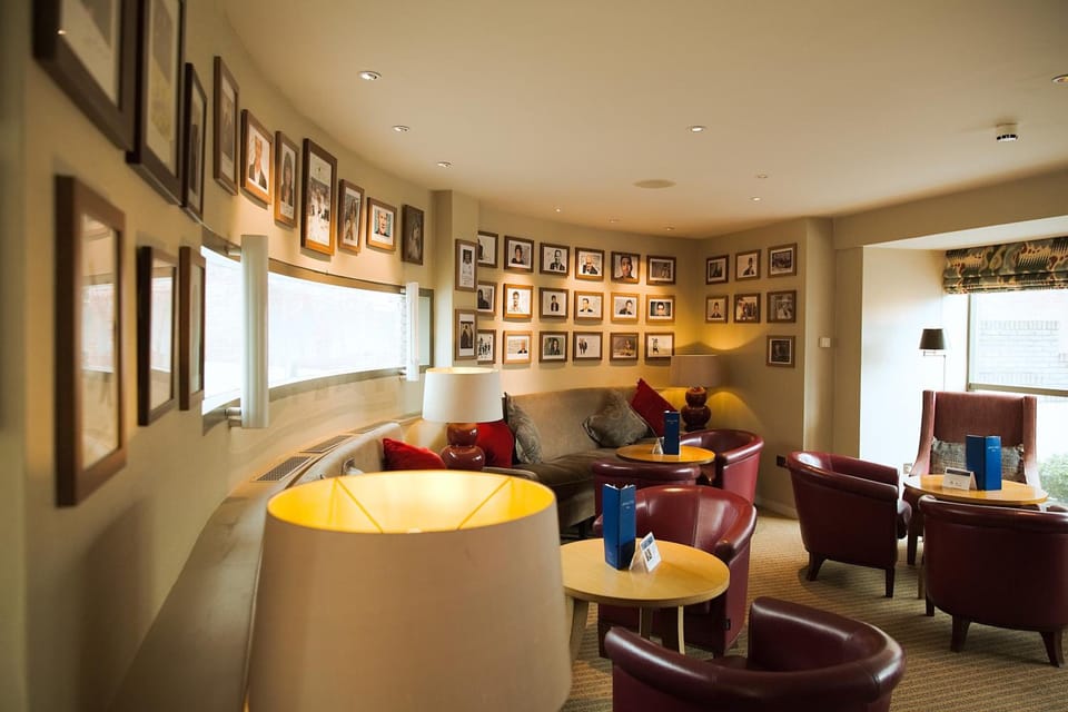 Bar/lounge