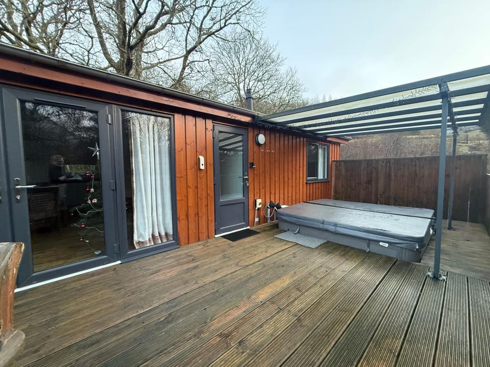 Balquhidder Braes Holiday Park Lodges, mostly with Hot Tubs and pet friendly, EV facilities Hotel in Scotland