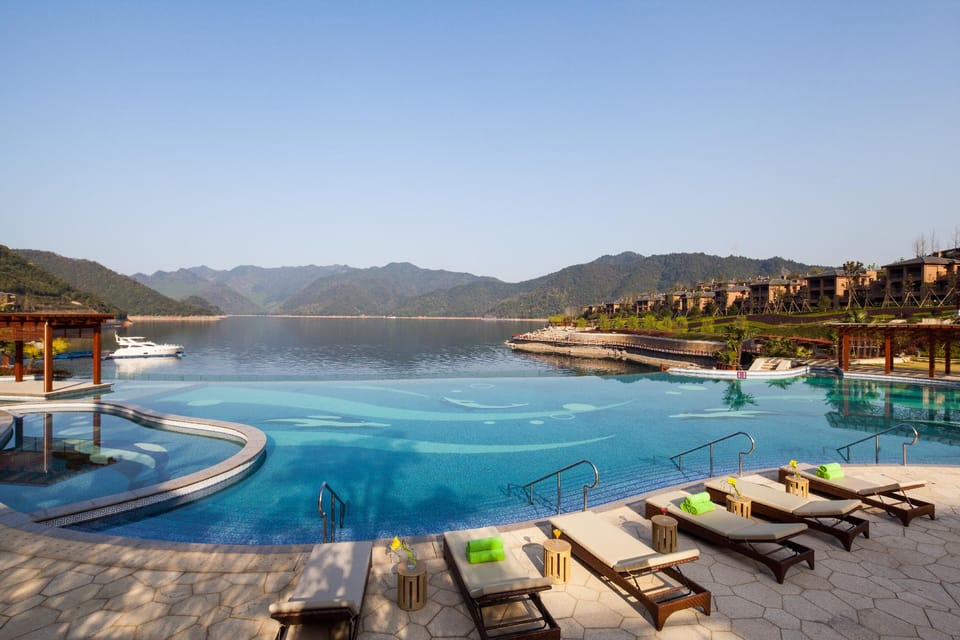 Crowne Plaza Hangzhou Thousand Island Lake By IHG Hotel in Hangzhou