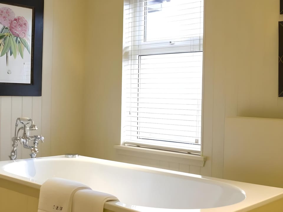 Inver Lodge Hotel in Scotland