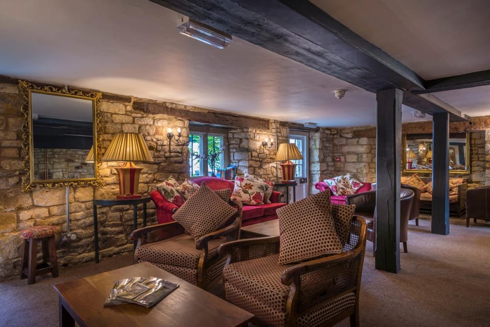 The White Hart Royal, Moreton-in-Marsh, Cotswolds - The Coaching Inn Group Hotel in Moreton-in-Marsh