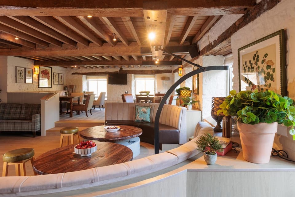 Bar/lounge