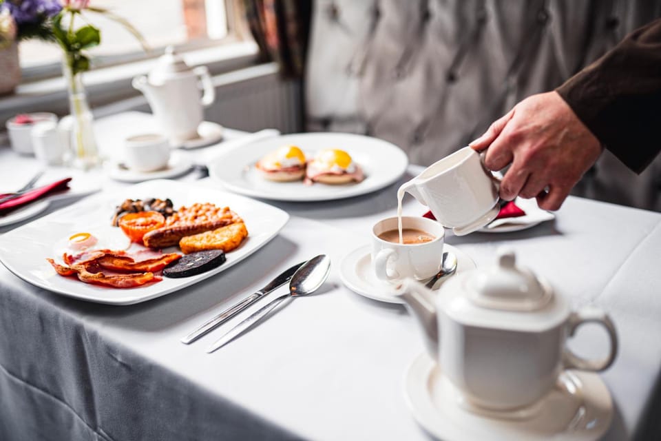 Borough Arms Hotel Hotel in Newcastle-under-Lyme