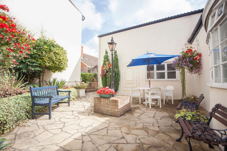 The Walnut Tree Hotel Hotel in Taunton Deane