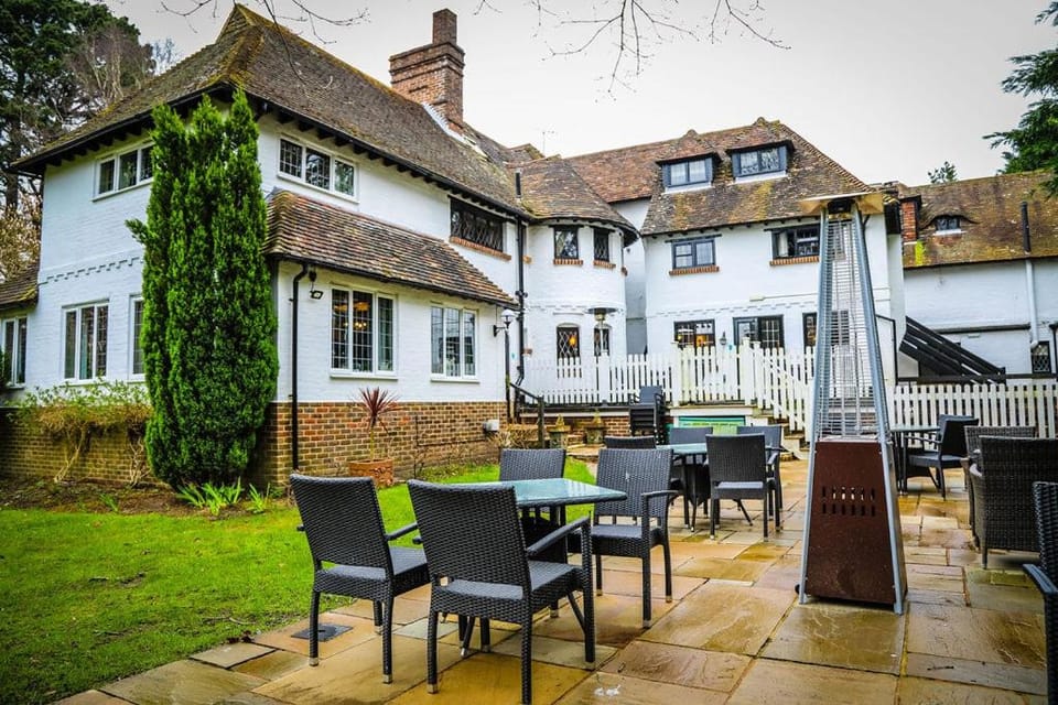 The Roundabout Hotel Hotel in Horsham District