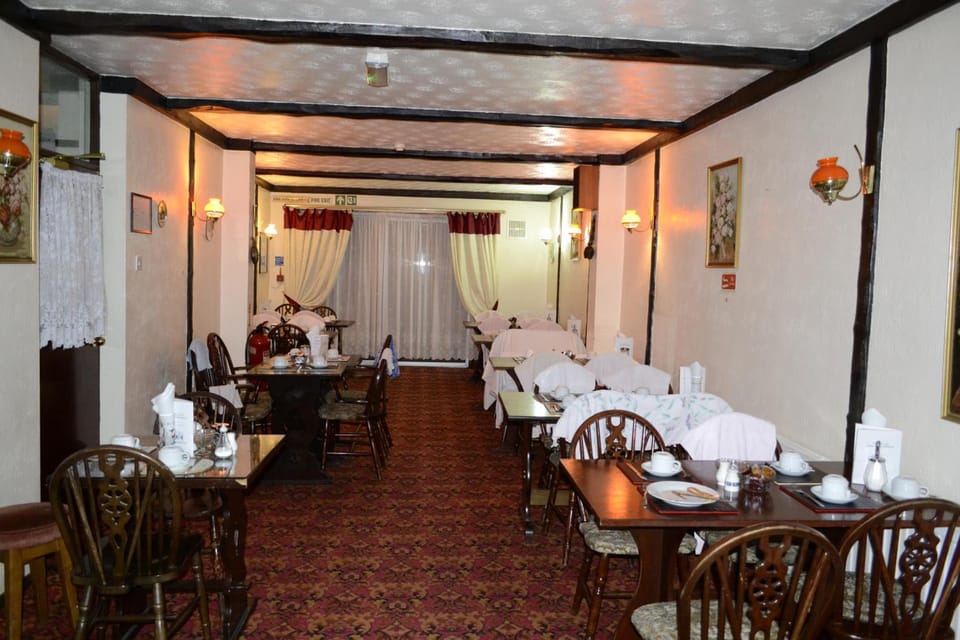 Cranbrook Hotel Hotel in Ilford