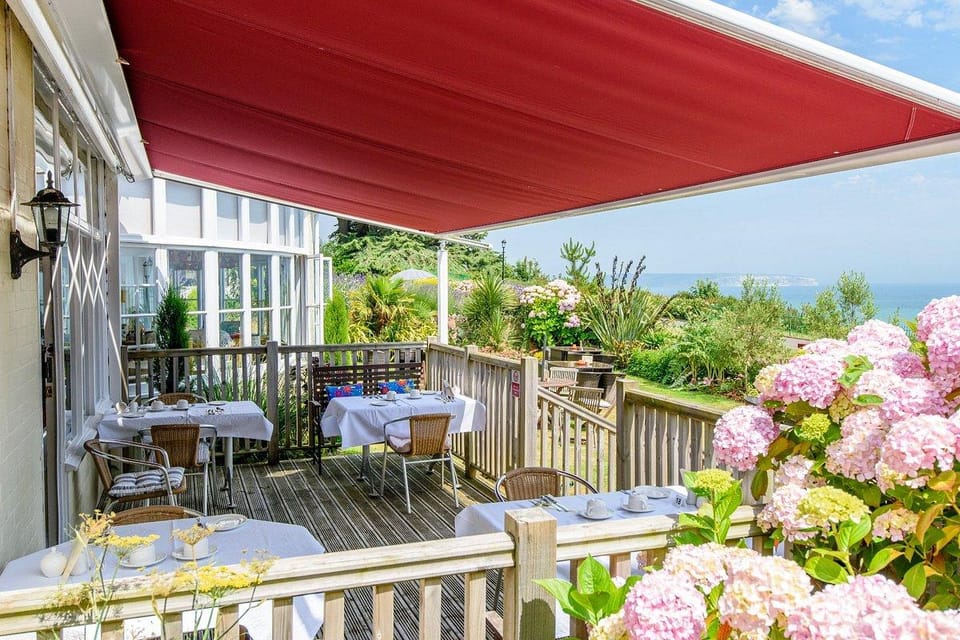 The Clifton Guest Accommodation Hotel in Shanklin