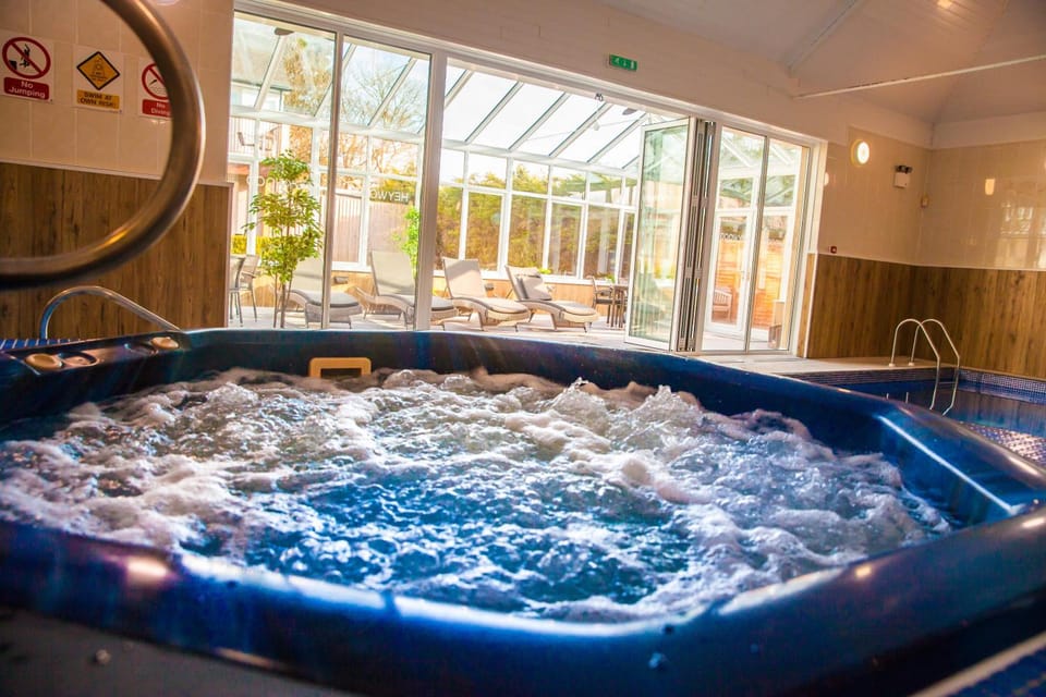 Heywood Spa Hotel Hotel in Wales