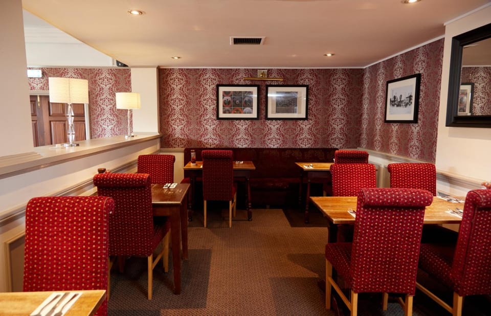 Bell by Greene King Inns Hotel in Breckland District
