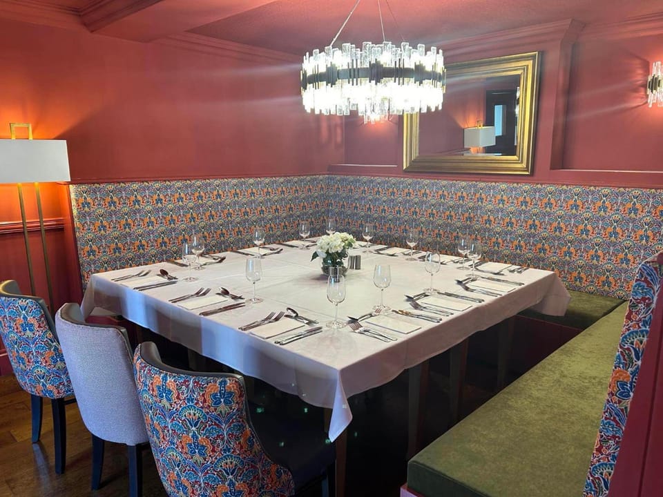 Three Salmons Hotel Inn in Wales