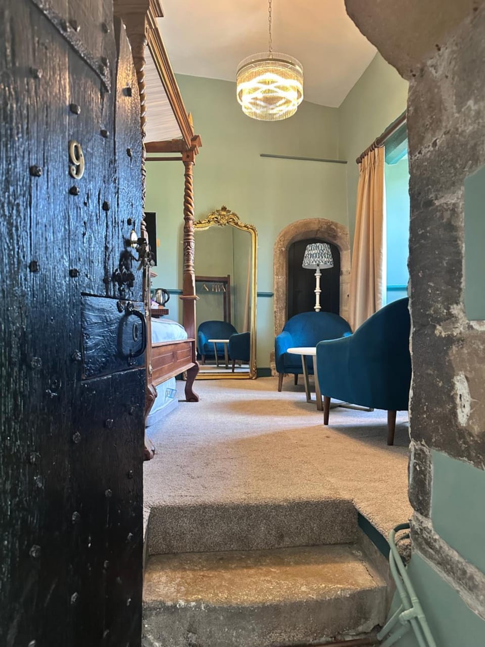 The Ancient Gatehouse & Rugantino Restaurant Inn in Mendip District