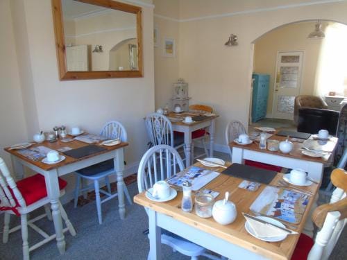 Letchworth Guest House Hotel in Weymouth