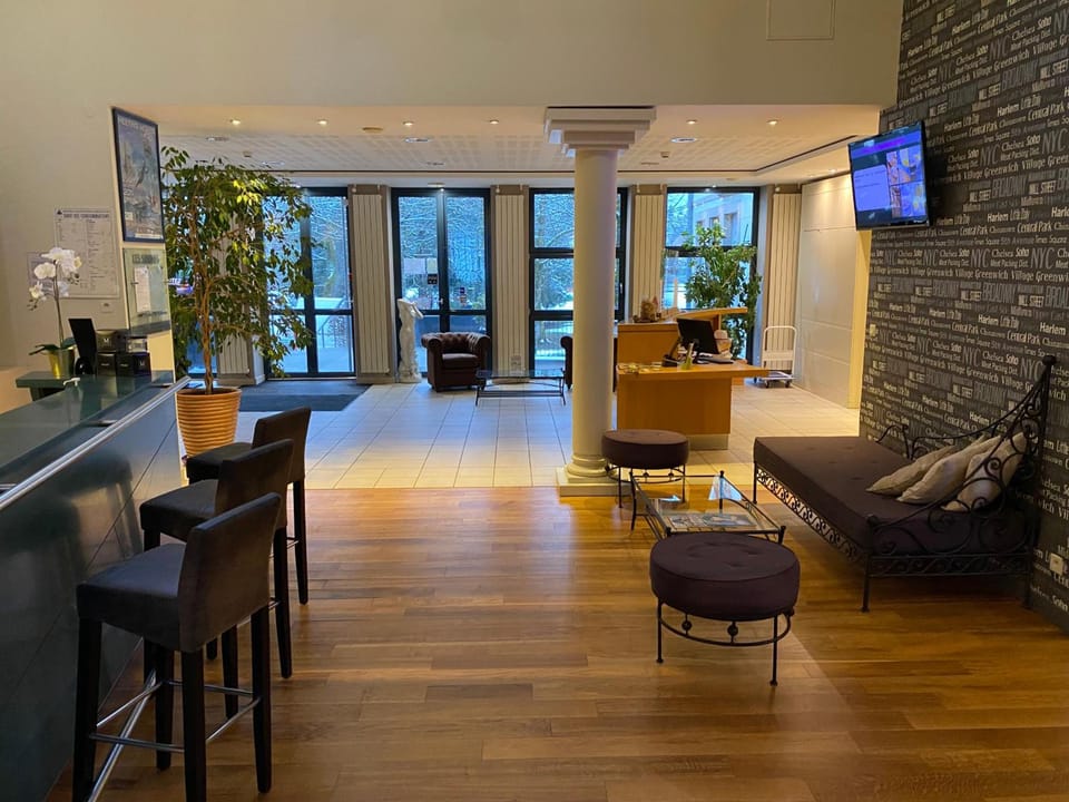 HOTEL CERISE - LES SOURCES Luxeuil-les-Bains Apartment hotel in Vosges