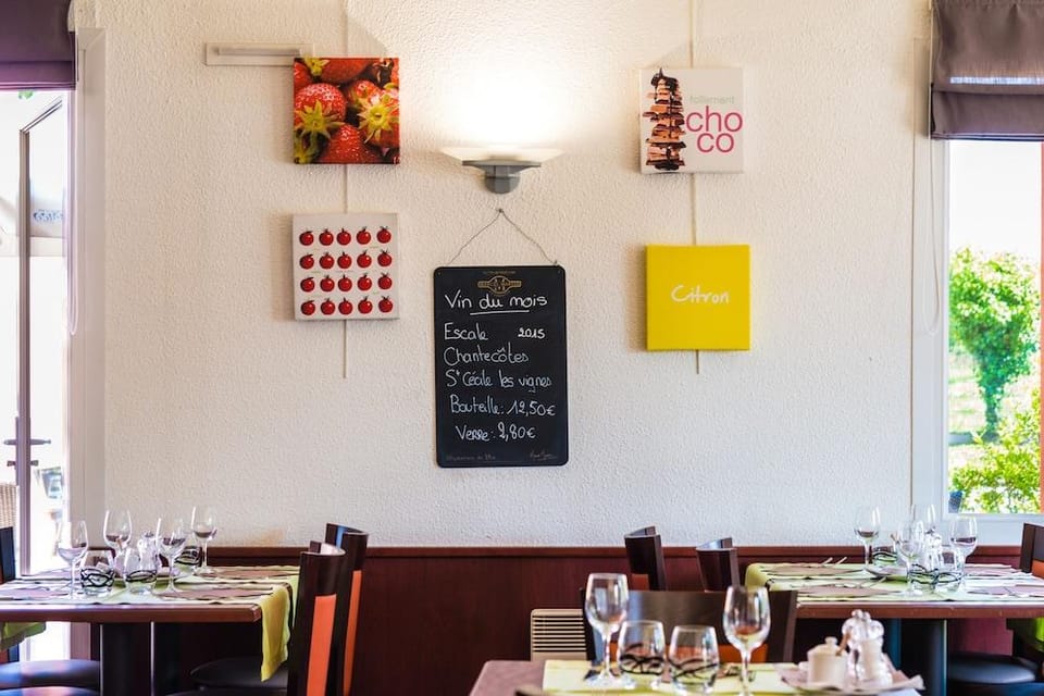 Brit Hotel Le Kerann Nantes St Herblain - Zac De La Lorie Hotel in Saint-Herblain