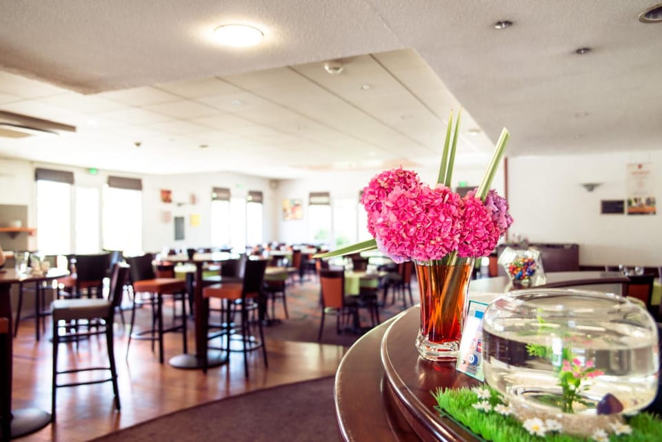 Brit Hotel Le Kerann Nantes St Herblain - Zac De La Lorie Hotel in Saint-Herblain