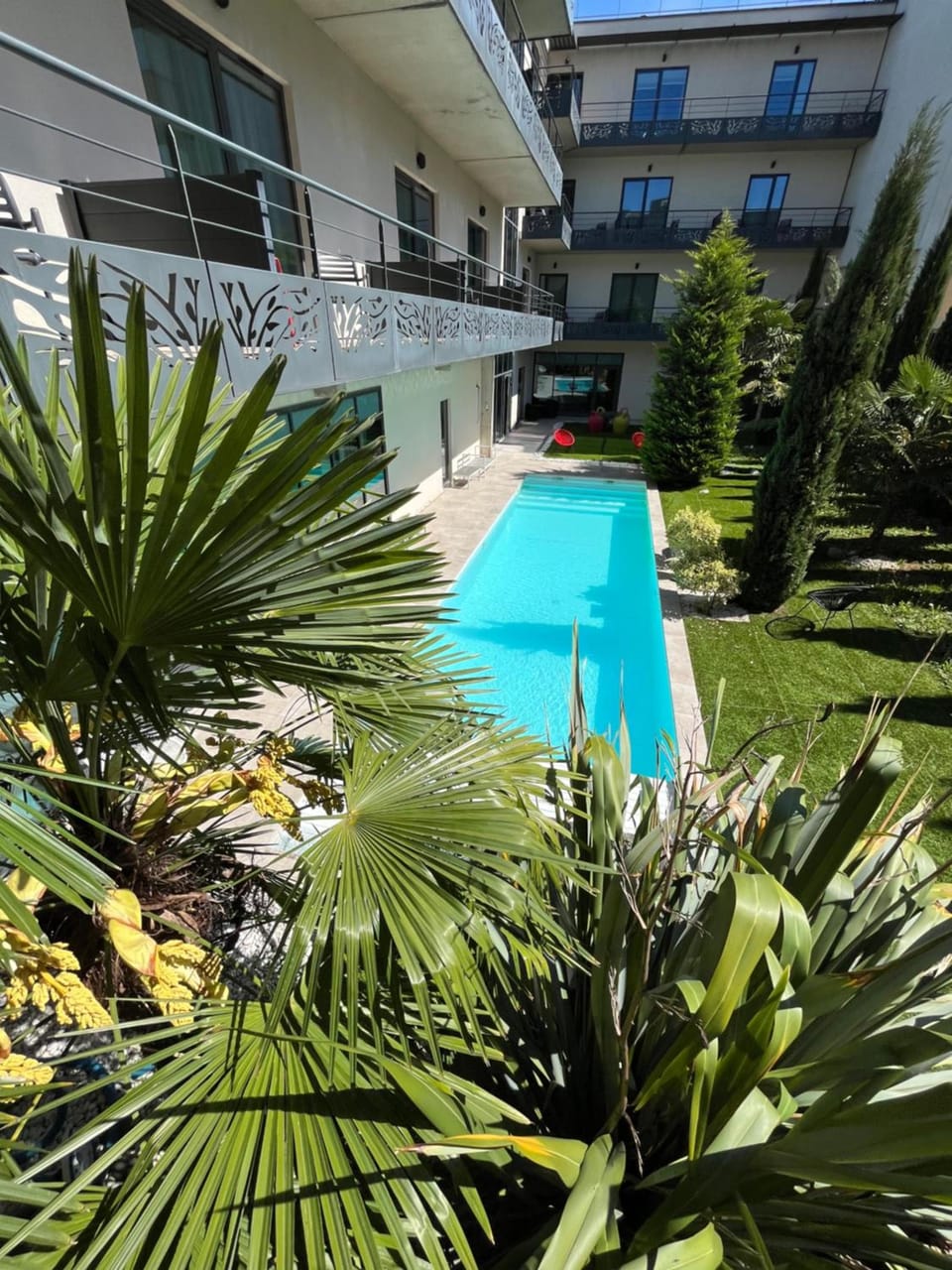 Logis Hotel Victor Hugo & Spa Hotel in Besançon