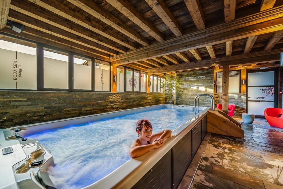 La Maison Rouge Hotel in Auvergne-Rhône-Alpes