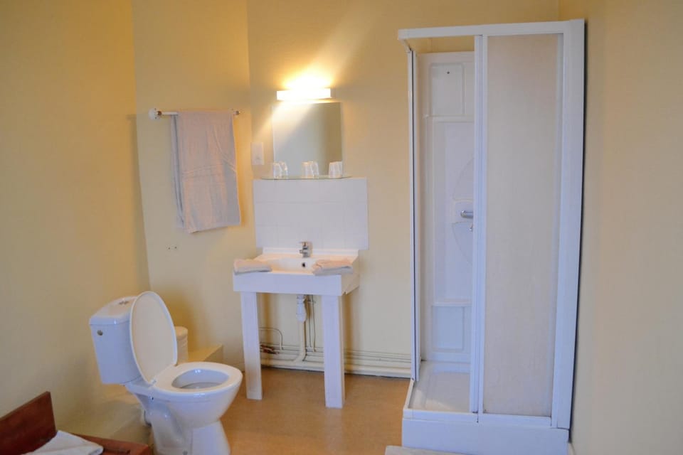 Grand Hotel De La Gare Hotel in Normandy