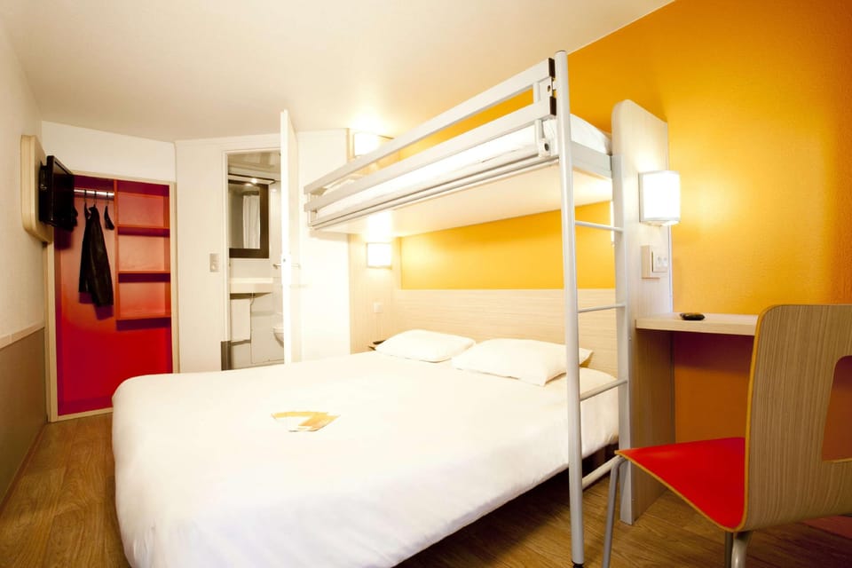 Guestroom