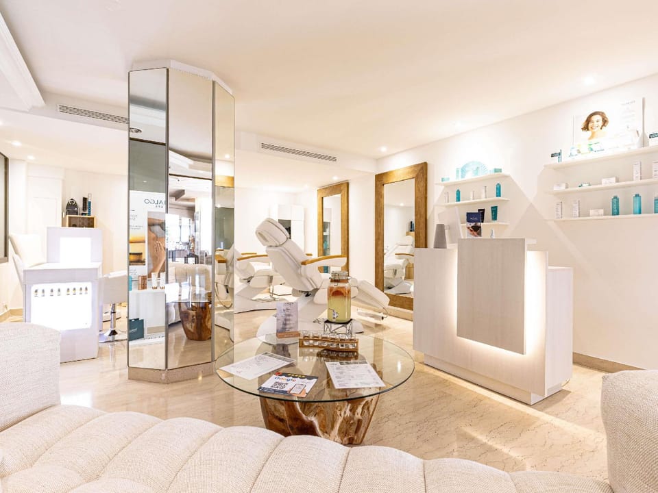 Pullman Cannes Mandelieu Hotel in Mandelieu-La Napoule