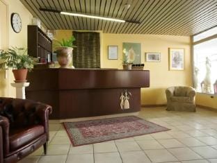 Hotel Des Tuileries Hotel in Nimes