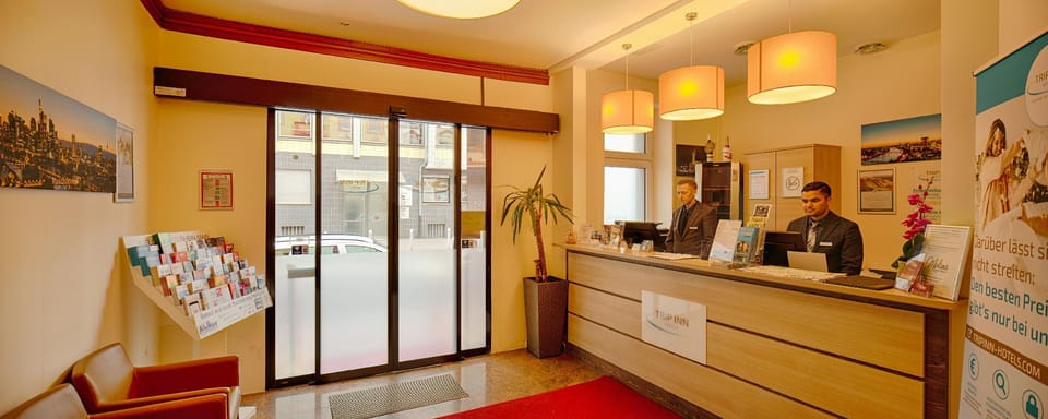 Hotel Villa Oriental & Restaurant                                                Hotel in Frankfurt