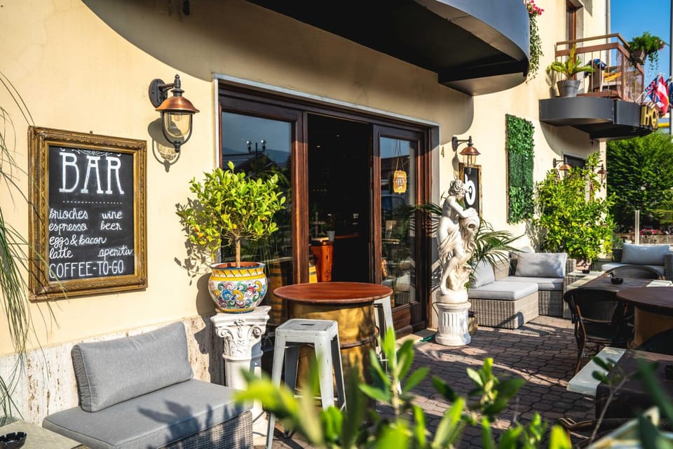 B City Hotel Hotel in Bardolino