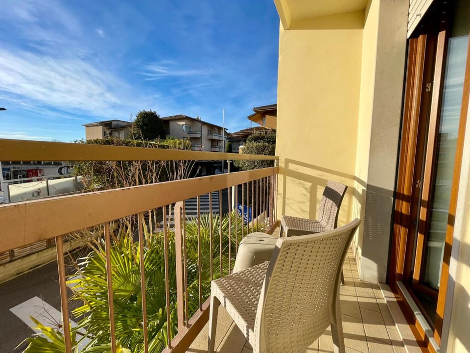 B City Hotel Hotel in Bardolino