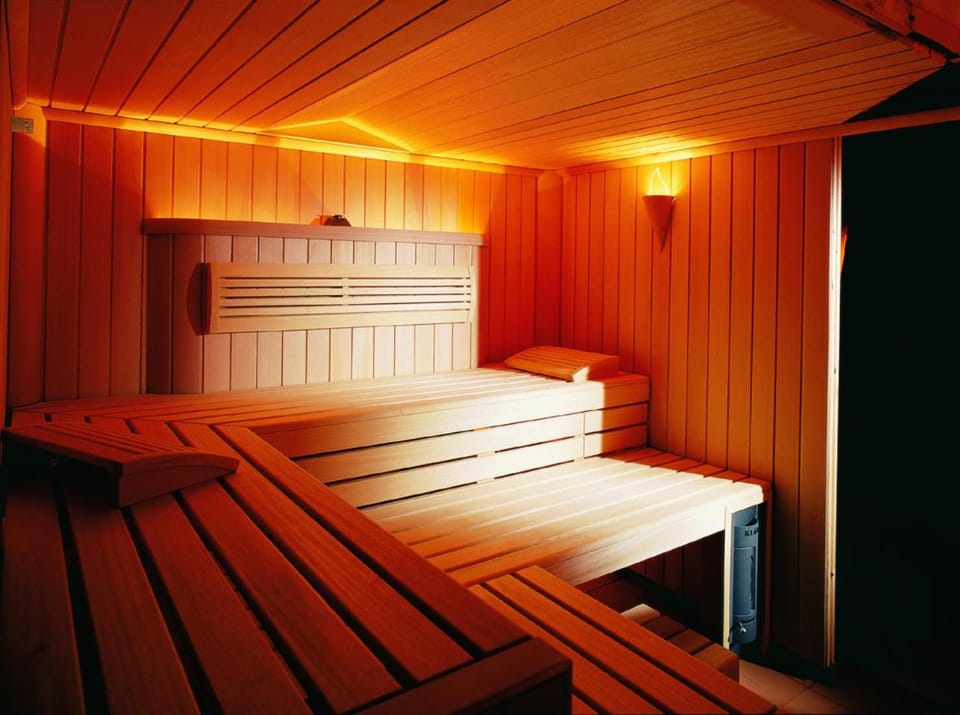 Hotel Roter Hahn - Bed & Breakfast Hotel in Garmisch-Partenkirchen
