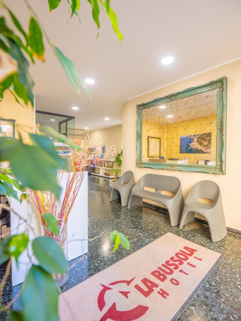 Hotel La Bussola Hotel in Finale Ligure