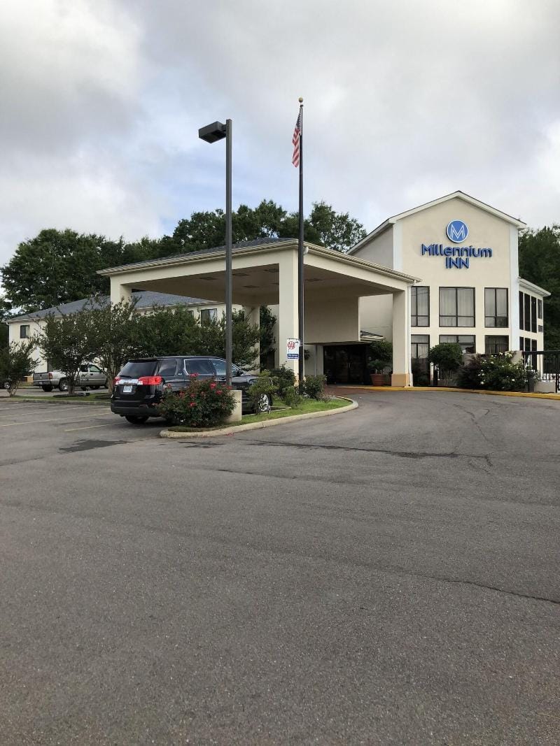Millennium Inn Hotel in Mississippi