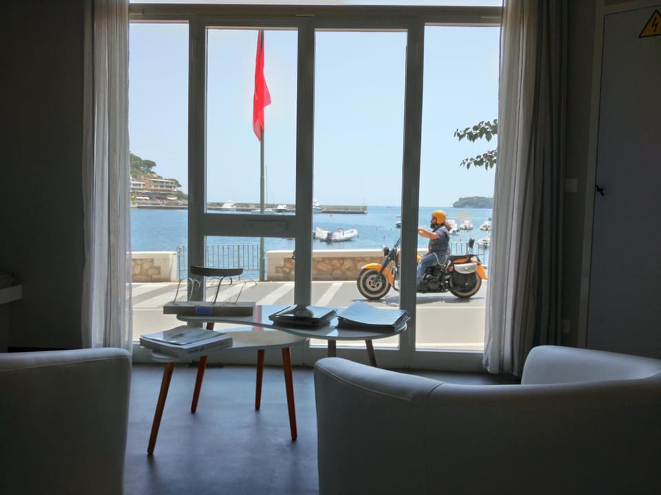 Hotel l'Approdo Hotel in Porto Azzurro
