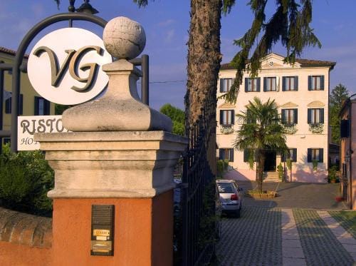 Villa Goetzen Hotel in Dolo