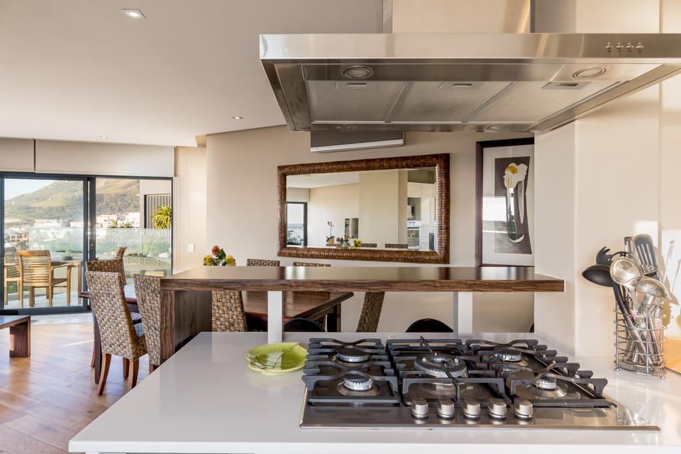 Lions Eye Luxury Apartments Hotel in Camps Bay