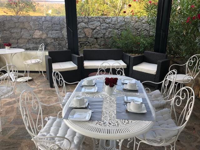 L'Acqua Viva Hotel in Corsica