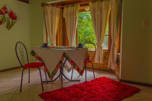Pousada Chale Amoreira Inn in Visconde de Mauá