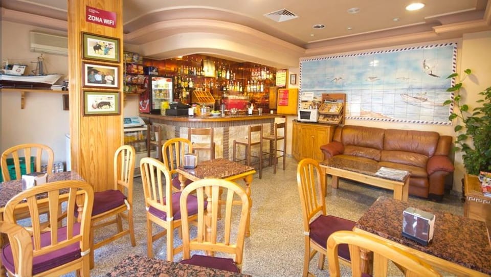 Hostal Los Corchos Hotel in Fuengirola