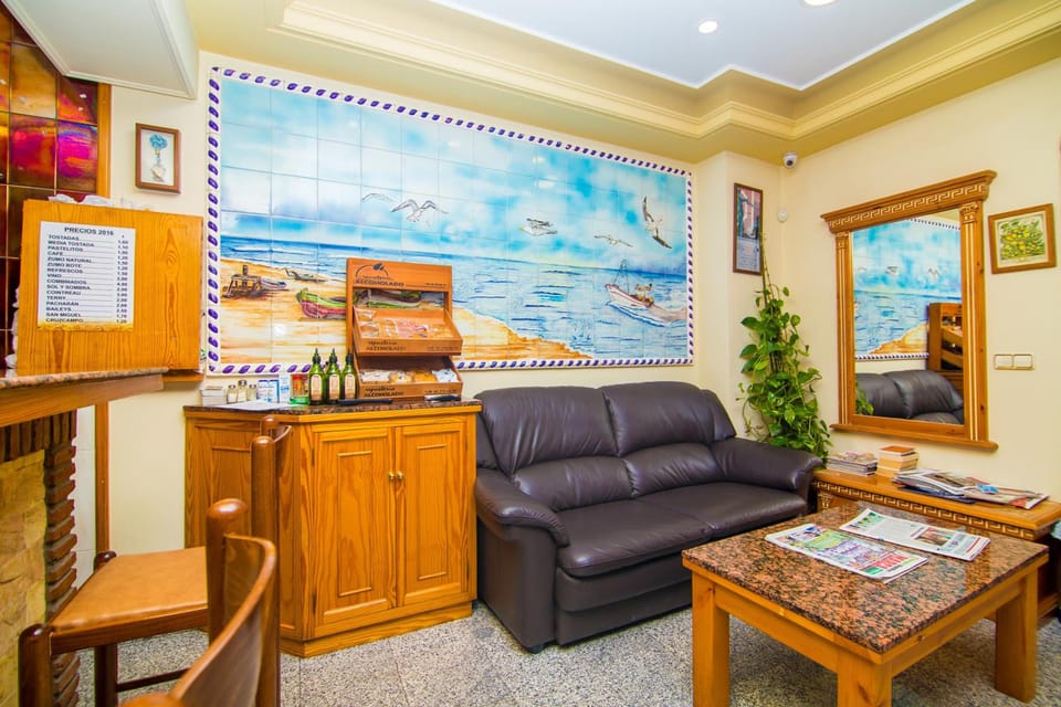 Hostal Los Corchos Hotel in Fuengirola