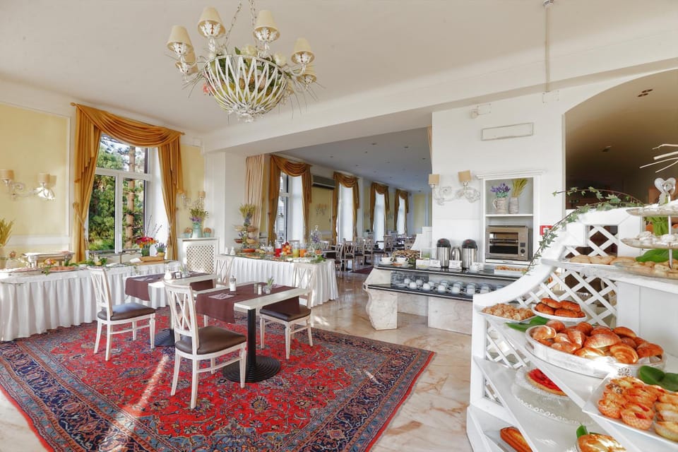 Lolli Palace Hotel Hotel in Sanremo